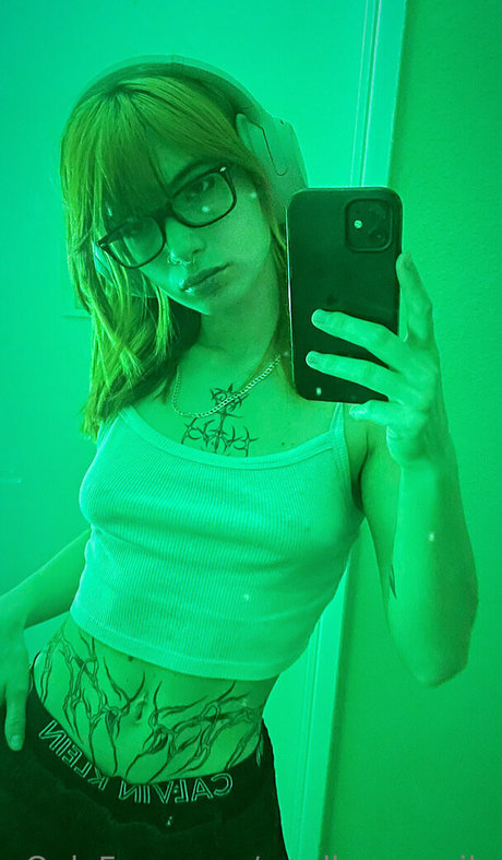 madhousemila onlyfans model