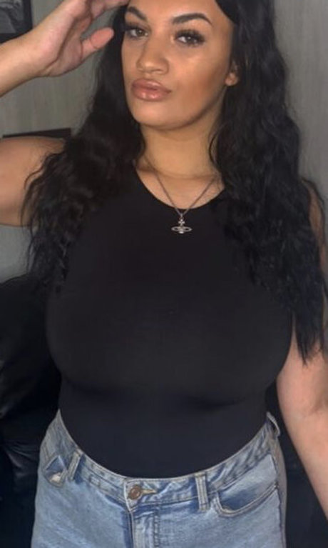 Chloe Ann Whitham onlyfans leaks