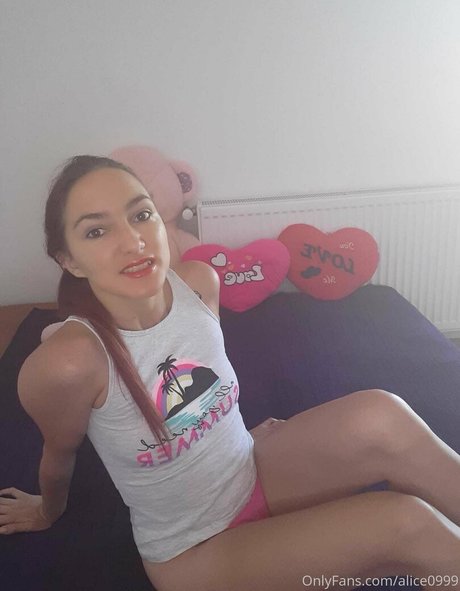 alice0999of nudes onlyfans leaks