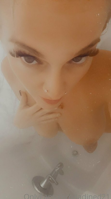 ladined21 nude onlyfans