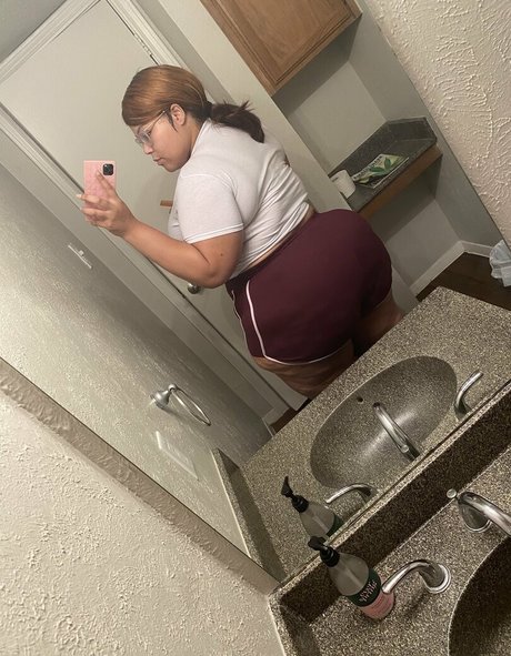 ayannacharelle nudes leaked onlyfans