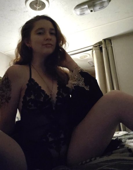 cherrybomb1997 onlyfans leake