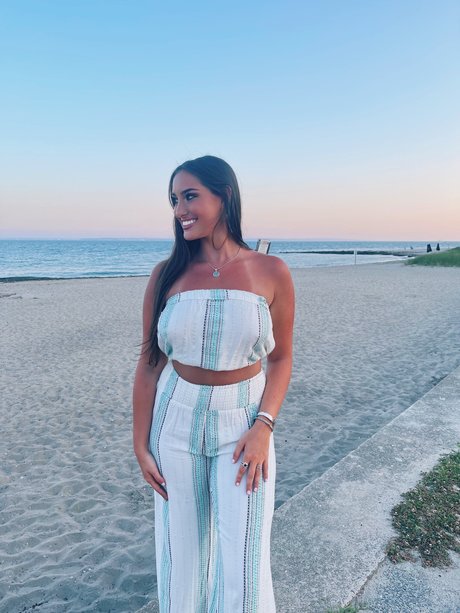 Taylor Alessi onlyfans joi