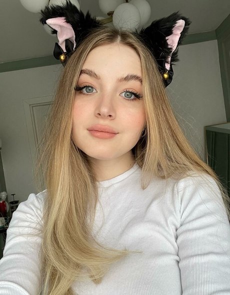 DushessIness onlyfans naked leaks