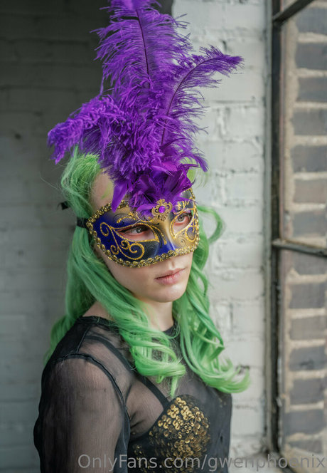 gwenphoenix nude onlyfans