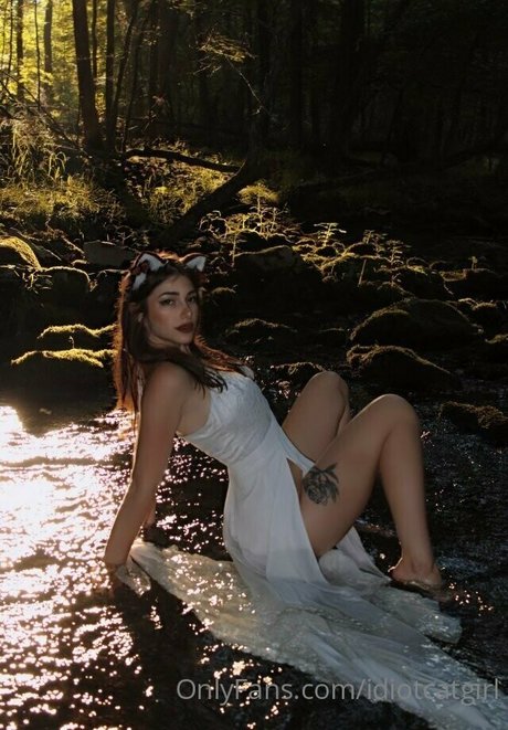 idiotcatgirl only fans nude leaks
