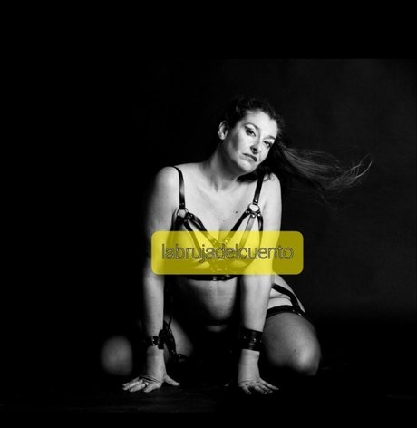 labrujadelcuento onlyfans leaked