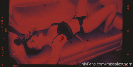 missalexthorn nude onlyfans leak
