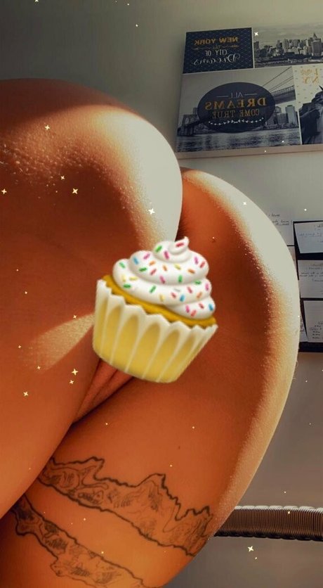 naughty girl free onlyfans nude