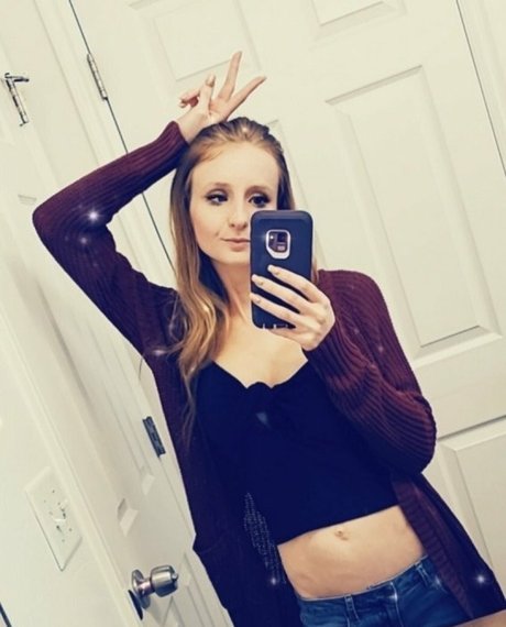 Elle Dainty onlyfans leaks