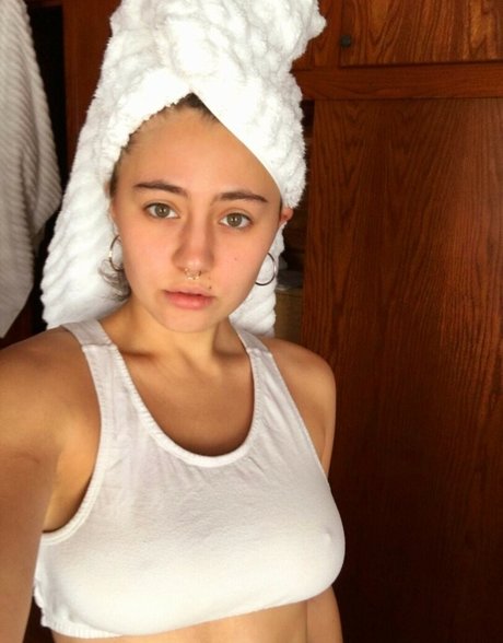 Lia Marie Johnson new onlyfans leaks