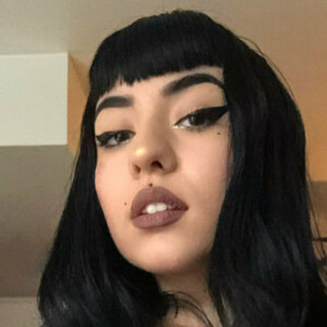 Bella Ruby onlyfans model images