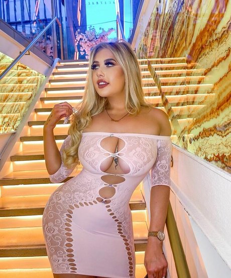 Katie Rose Cullen onlyfans sextape