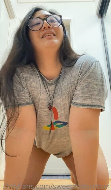 sweetassbunbun onlyfans striptease