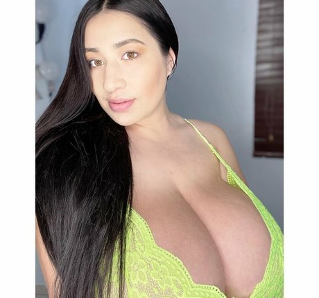 Jazmin Gurrola nude onlyfans leaked
