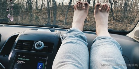 sexyfeetgallery naked leaked onlyfans