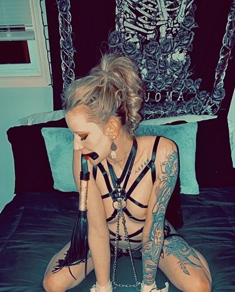 blair17 onlyfans naked leak