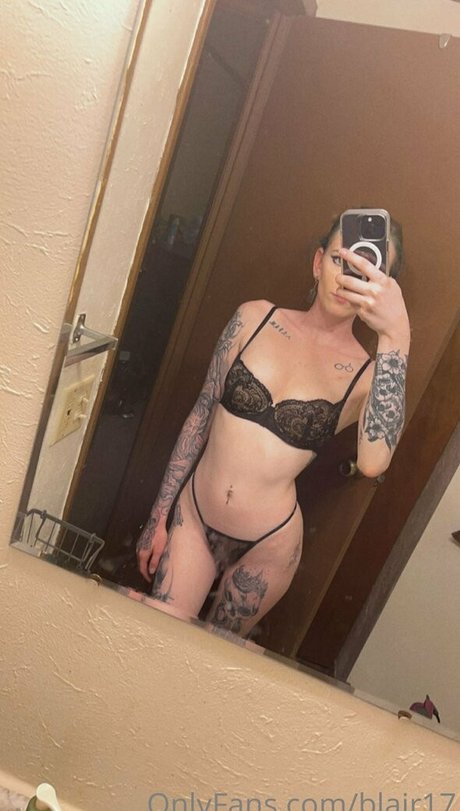 blair17 onlyfans model photo