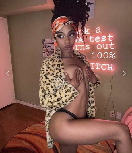 Urfavgirlfriend onlyfans leak nude