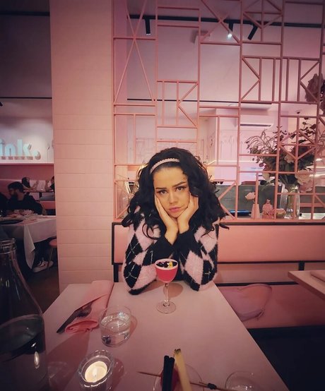 Tommi Terror onlyfans images