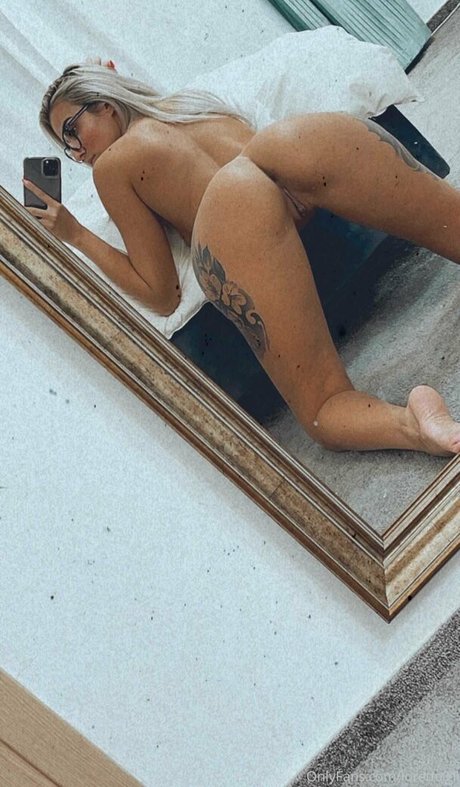 Lorette01 topless onlyfans