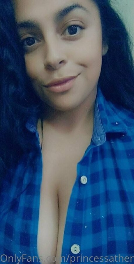 princessathena12 onlyfans sexy