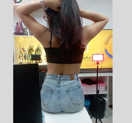 Vivi Becerra onlyfans xxx