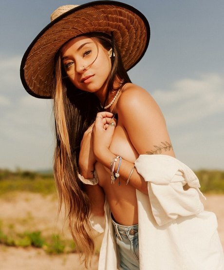 Analivia Scheidegger onlyfans