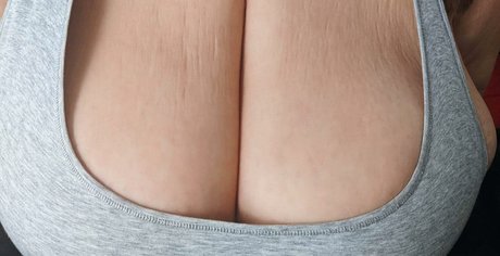 September Anderson onlyfans nude tits