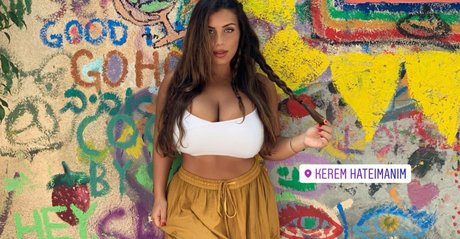 Tami Bar onlyfans content