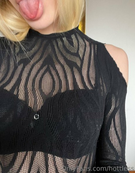 hottless onlyfans leaked dirtyship