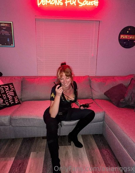 asiariggsx onlyfans nudes