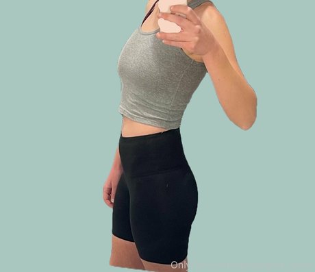 sportyspice sarah onlyfans naked