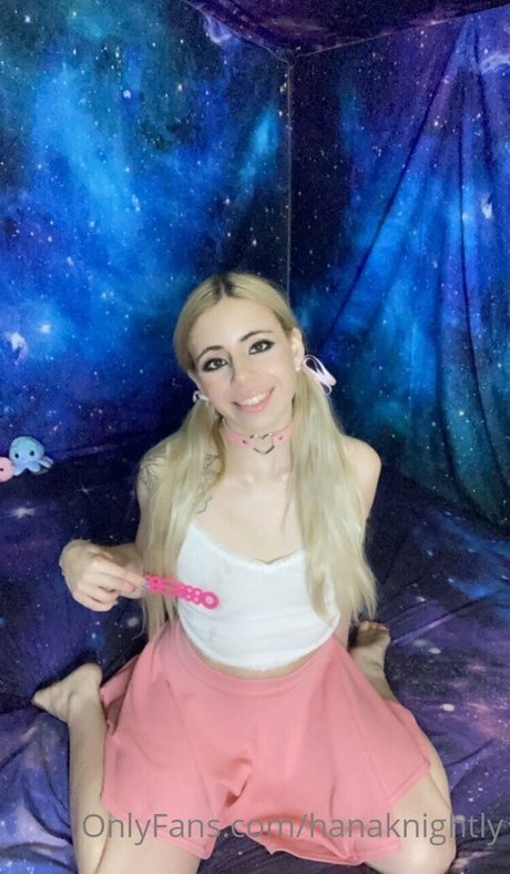 hanaknightly onlyfans boobs