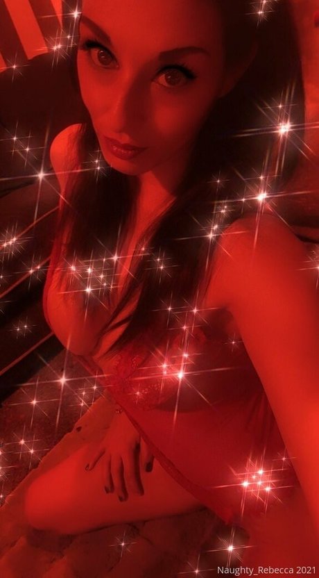 naughtyrebecca1 onlyfans nudes