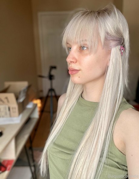 aquaticblonde onlyfans porn