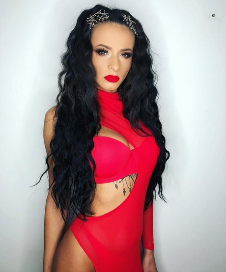 AndreeaNicoletaDinu onlyfans naked leak