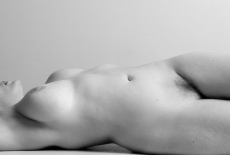 nicolenu onlyfans content