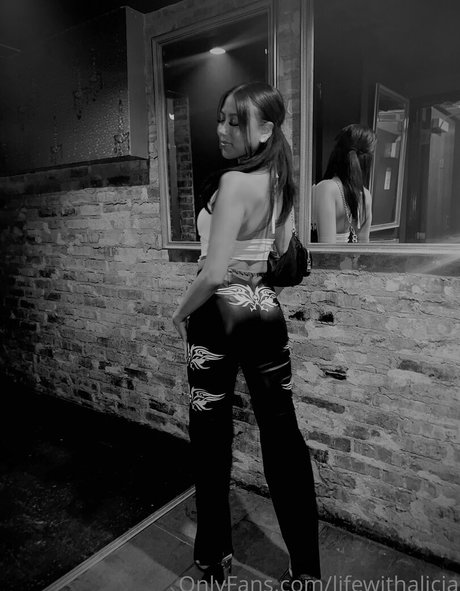 lifewithalicia onlyfans pics leaked