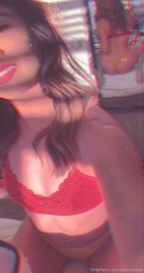 Adriana Skye leaks only fans