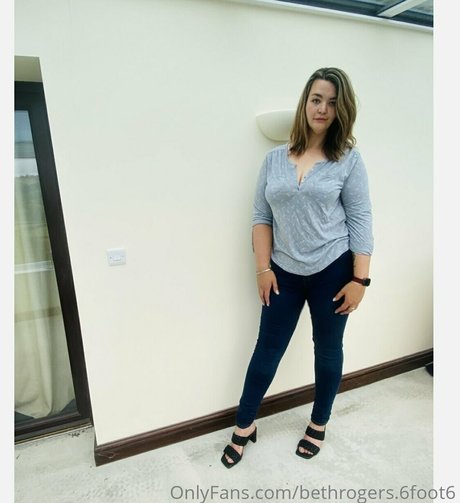 amazonbeth 6foot6 nudes onlyfans leak