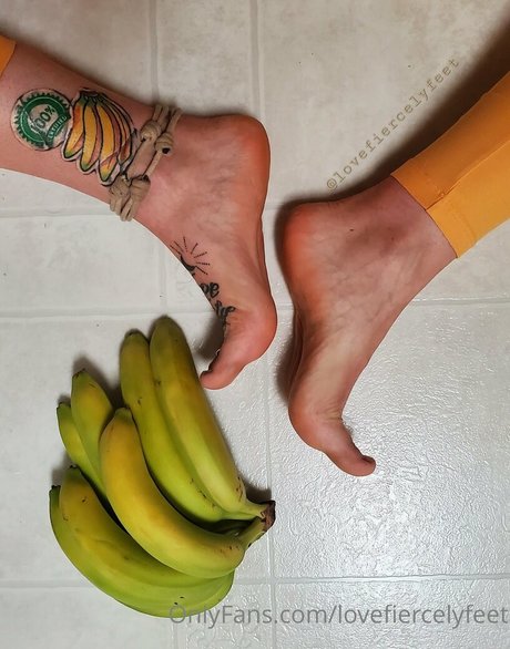 lovefiercelyfeet onlyfans leak naked