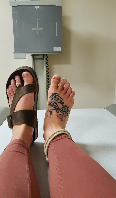 lovefiercelyfeet onlyfans free