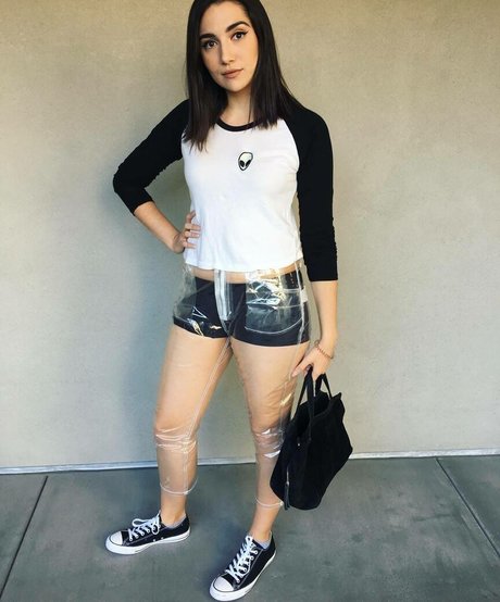 Safiya Nygaard onlyfans images