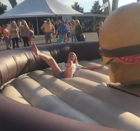 Sydney Poniewaz onlyfans leak sex