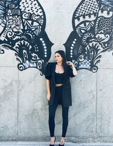 galacticgypsy28 onlyfans model