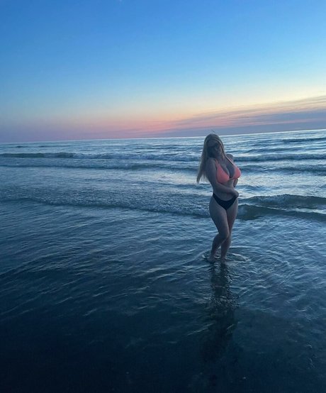 Hailey F onlyfans post