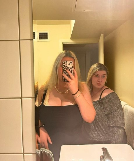 Emily J onlyfans nudes leak