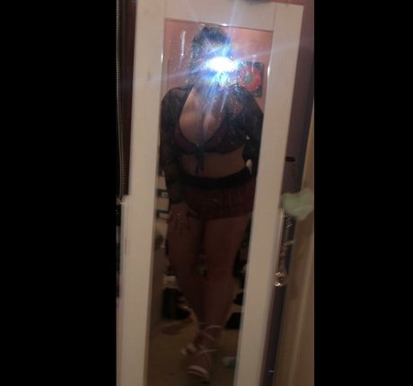 Emily J onlyfans leake