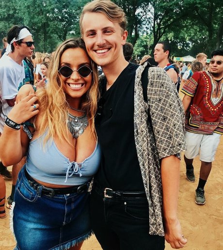 Emily E onlyfans nude leaks